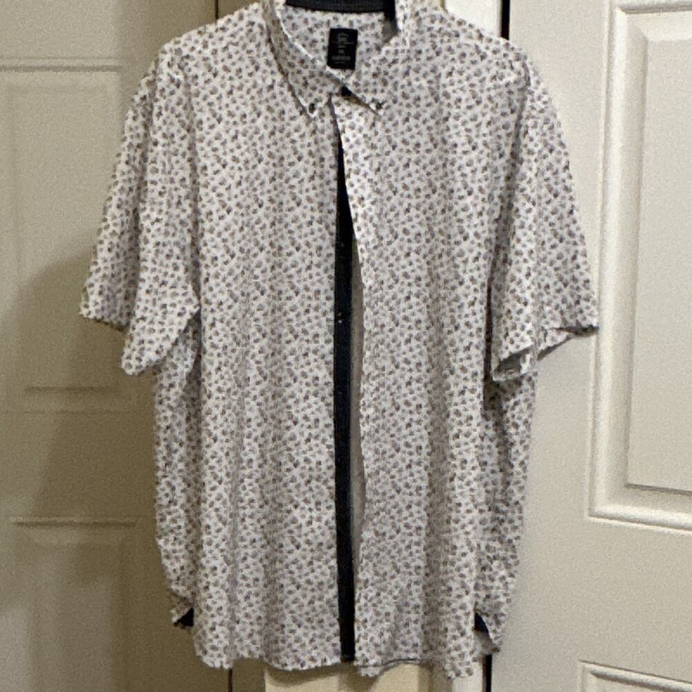Michael Strahan Men's XXL Slim Floral Short Sleeve Button-Up Point Collar